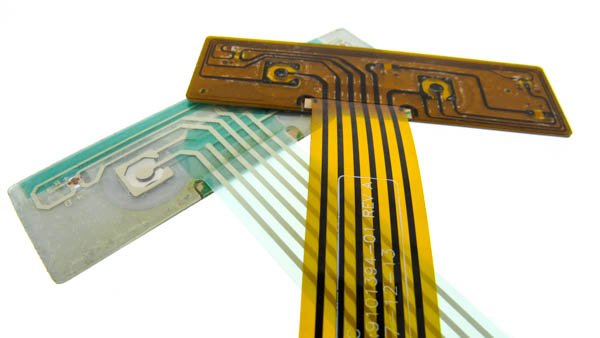 Порівняння PET та FPC схем у мембранних клавіатурах